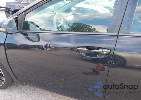 2015 Toyota Corolla S Premium z USA, uszkodzony, nr VIN 2T1BURHE6FC381868